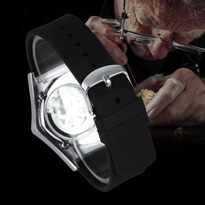WINNER automatisch herenhorloge, driehoekig skeletontwerp, lichtgevende wijzers, rubberen band, militaire stijl, luxe mechanisch horloge