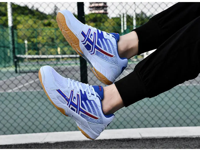 2022 New Women Sneakers Men Badminton Shoes Light Black Breathable Female Outdoor Sports Training Women Athletics Sports Green