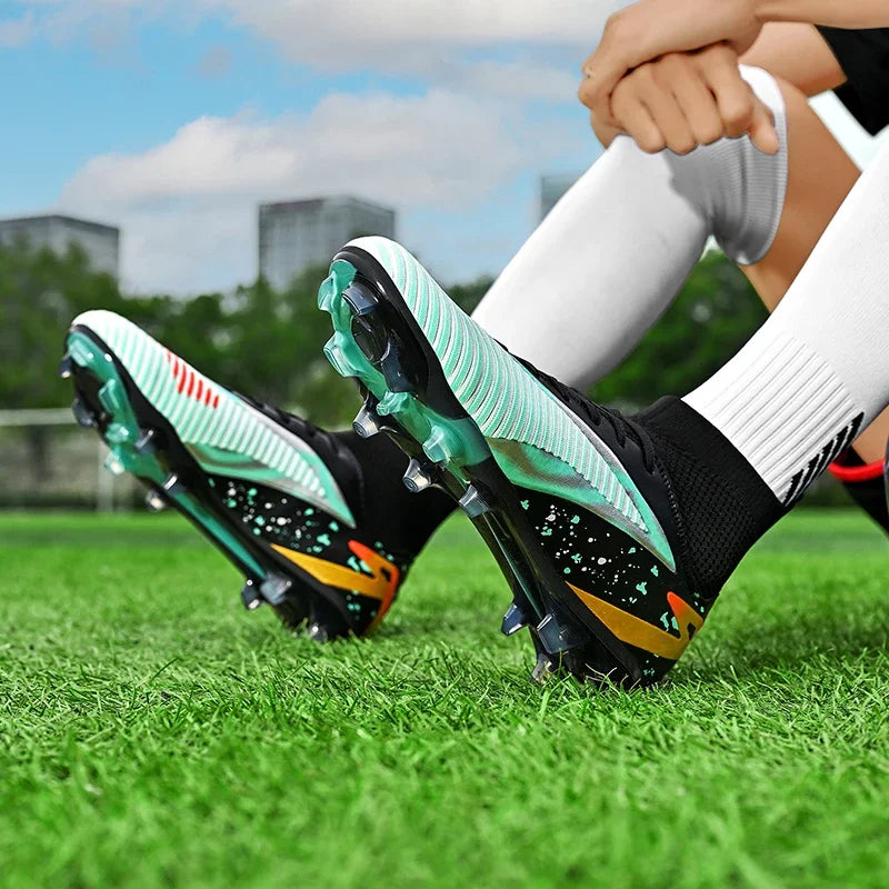 Chaussures de football pour hommes, chaussures de sport, chaussures de futsal à tige haute, chaussures de football de haute qualité pour l'intérieur, antidérapantes, pour l'entraînement en extérieur, crampons ultra-lég