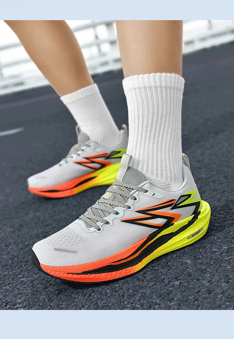 2026 NEW Men Sports Running Shoes Off Marathon Breathable Light Comfortable Women Athletic Sneakers Jogging Tenis Air Cushion