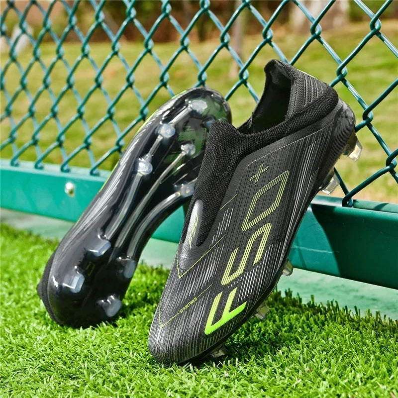 Nouvelles chaussures de football pour hommes, chaussures de match en extérieur, baskets de soccer, chaussures montantes de haute qualité, crampons antidérapants pour futsal et terrain synthétique, meilleures ventes