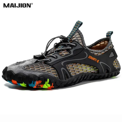 MAIJION Professional Aqua Shoes Men Non-slip Water Shoes In Trekking Upstream Shoes Quick-Dry Beach Light Water Sports Sneakers