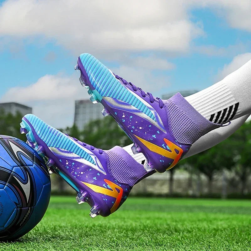 Nouvelles chaussures de football pour hommes, antidérapantes, pour futsal, à haute cheville, pour intérieur et extérieur, chaussures de sport de haute qualité, bottes de football ultralégères antidérapantes