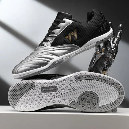 Nouvelles chaussures de football pour hommes, crampons montants pour terrain gazonné, antidérapantes, de haute qualité, pour futsal, idéales pour les matchs en salle et l'extérieur, très vendues.