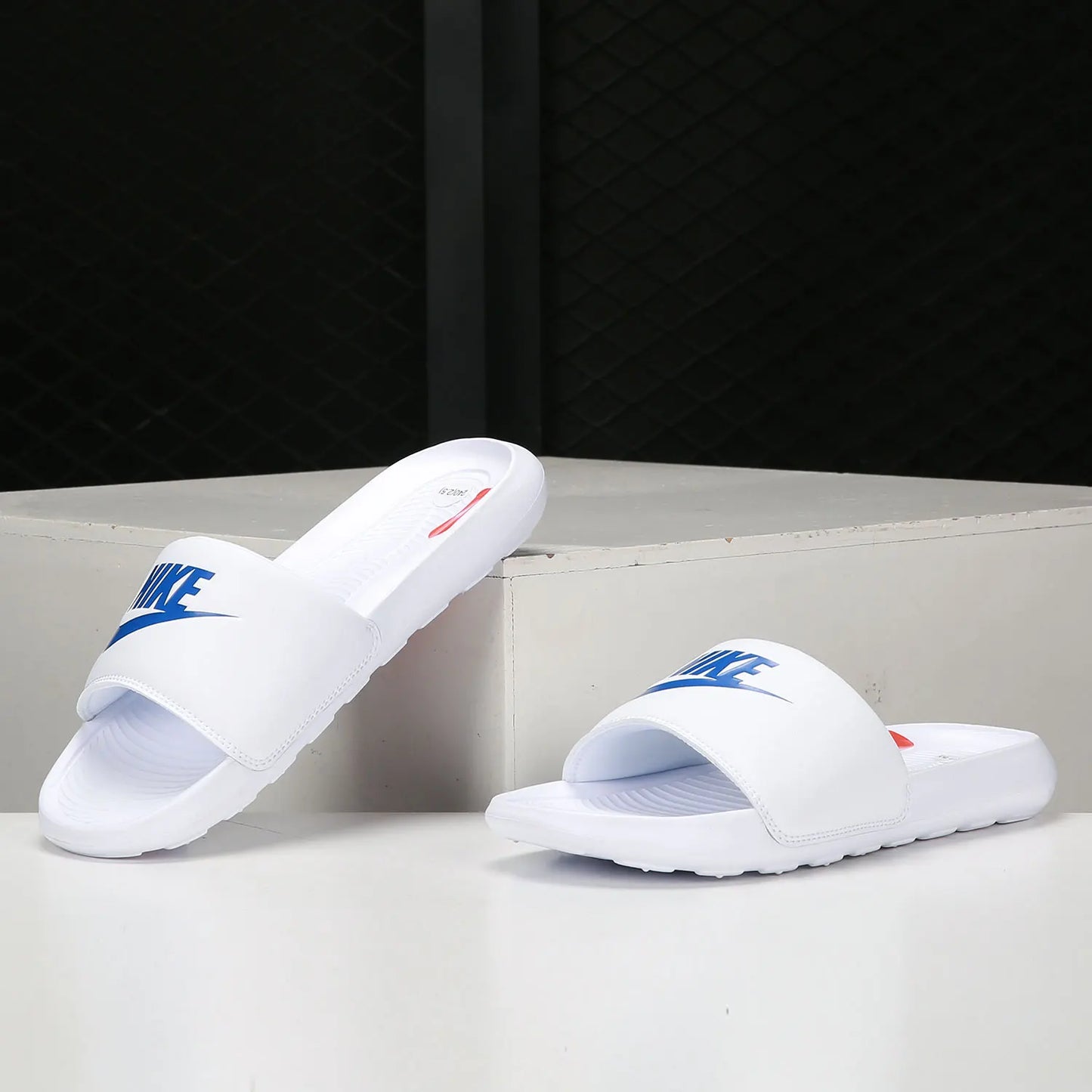 Nike Genuine Men's Lightweight Breathable Foam Sports Sandals CN9675-102