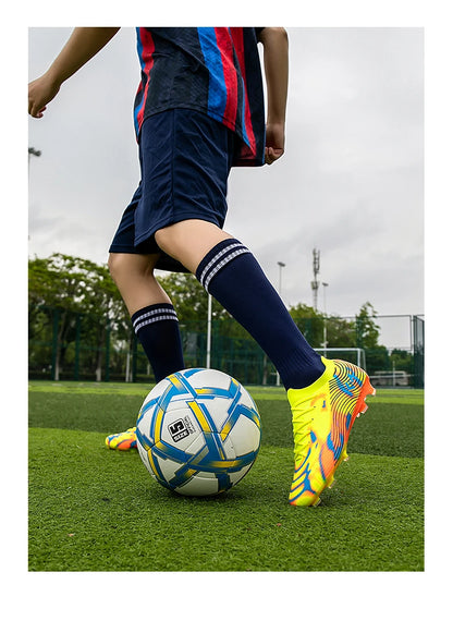 Men Professional Football Boots Resistant Comfortable Training Male Soccer Shoes Ultralight Top Quality Match Football Shoes