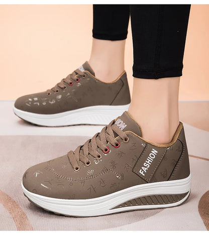 Women Outdoor Thick Bottom Swinging Casual Shoes Fashion Platform Large 42 Flat Bottom Walking Sports Shoes Walking and Running