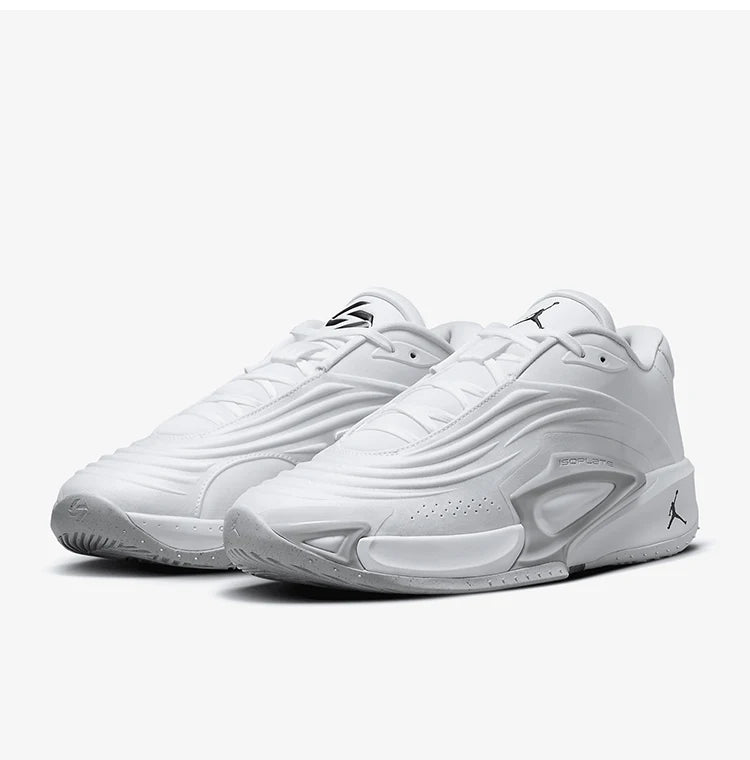 Nike Authentic JORDAN férfi párnázott, alacsony szárú sportos kosárlabdacipő FQ7455-106