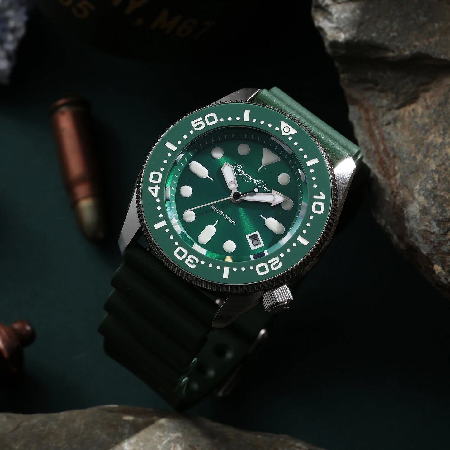 【Escapement Time】Quartz 2S60 Movement Diver Water Sapphire Ceramic Bezel BGW9 300M Waterproof The battery lasts for ten years