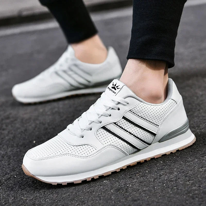 Autumn Sports Shoes Men's Flat Running White Durable Classic Casual Shoes Low Cut Trendy  Fashionable Hiking and Walking Shoes