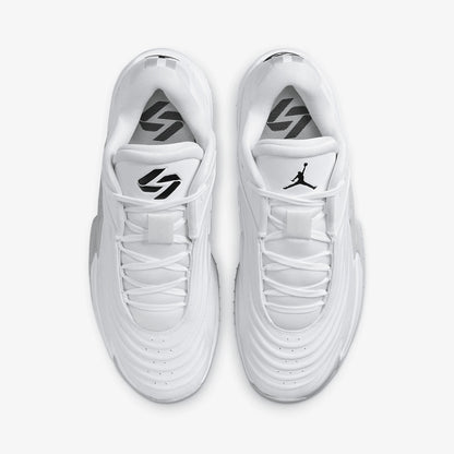 Nike Authentic JORDAN férfi párnázott, alacsony szárú sportos kosárlabdacipő FQ7455-106