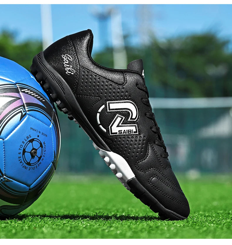 TF/FG launches new professional, personalized and fashionable football sports shoes, comfortable and breathable sports shoes