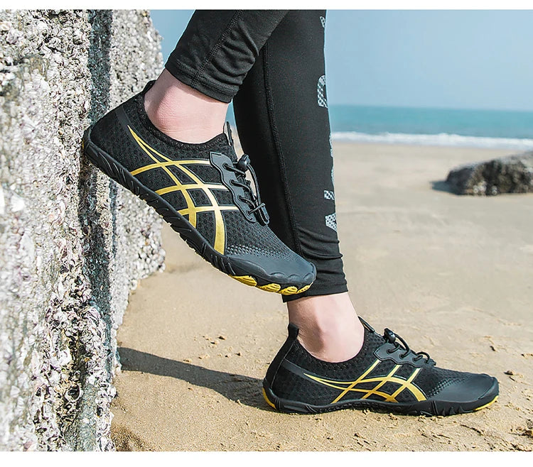 Aqua Shoes for Men, Water Shoes, Barefoot Beach Shoes, Unisex Quick-Dry Outdoor Wading Shoes, Gym Training Footwear Sneakers Size 35-46