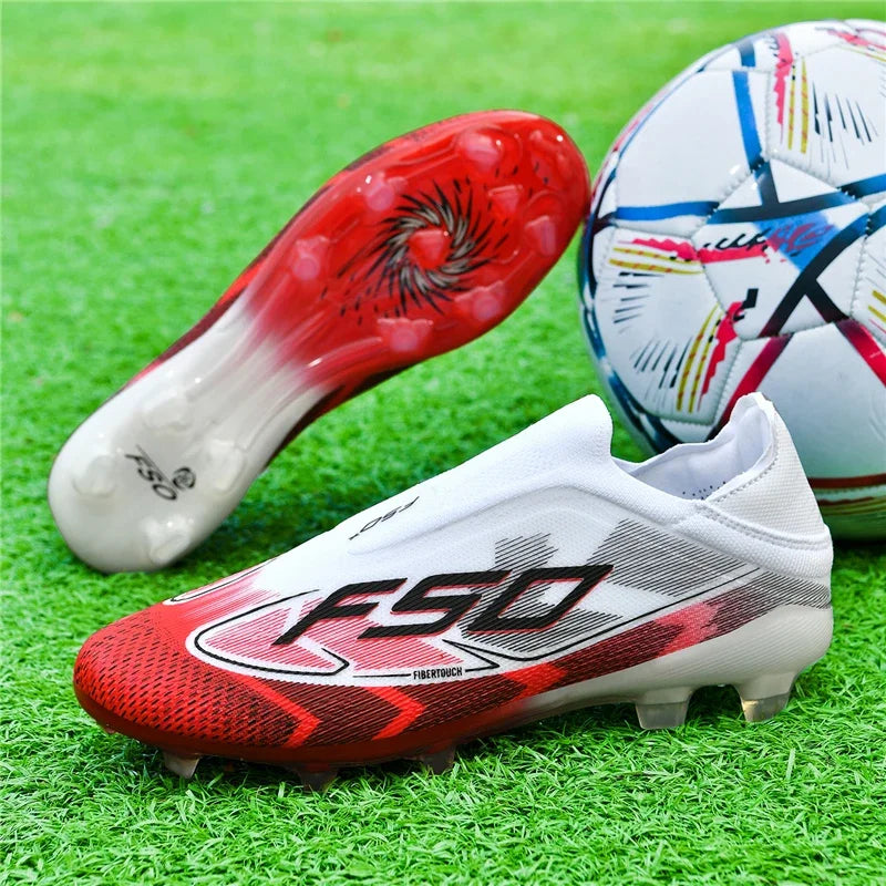 Nouvelles chaussures de football pour hommes, chaussures de sport d'extérieur, chaussures de soccer ultralégères, chaussures de futsal antidérapantes, de haute qualité, à cheville haute, respirantes, pour match