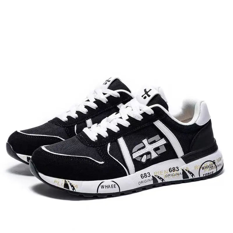 Baskets rétro de marque de luxe pour hommes et femmes, chaussures en maille respirante et en daim, semelle imprimée tendance, à lacets, baskets décontractées pour tous les jours