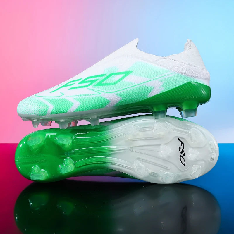 Nouvelles chaussures de football pour hommes, de haute qualité, antidérapantes, légères, très vendues, crampons d'entraînement pour terrain en herbe, mi-hautes, pour les matchs en extérieur, chaussures de sport.
