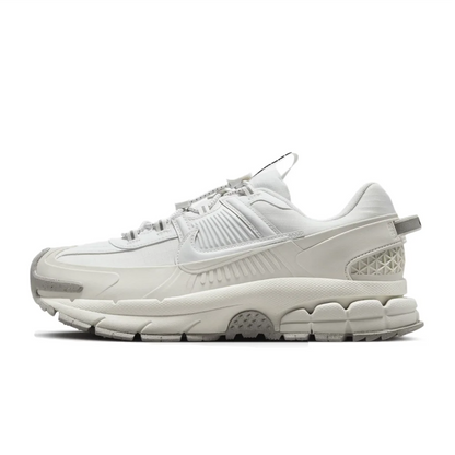 Nike Zoom Vomero 5 ROAM Low-Top Outdoor Men's Running Shoes FV2295-001