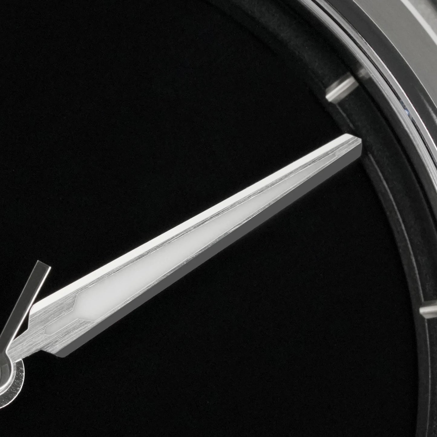 Watchdives WD0016 Super Black Men Watch Ultra Light-Absorbing Dial VH31/VH60 Sweep Second Quartz Movement Stainless Steel Watch
