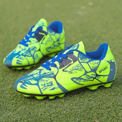 Nouvelles chaussures de football pour hommes et enfants, crampons professionnels pour adultes, chaussures de football ultralégères antidérapantes pour l'herbe, chaussures d'entraînement pour garçons, livraison directe