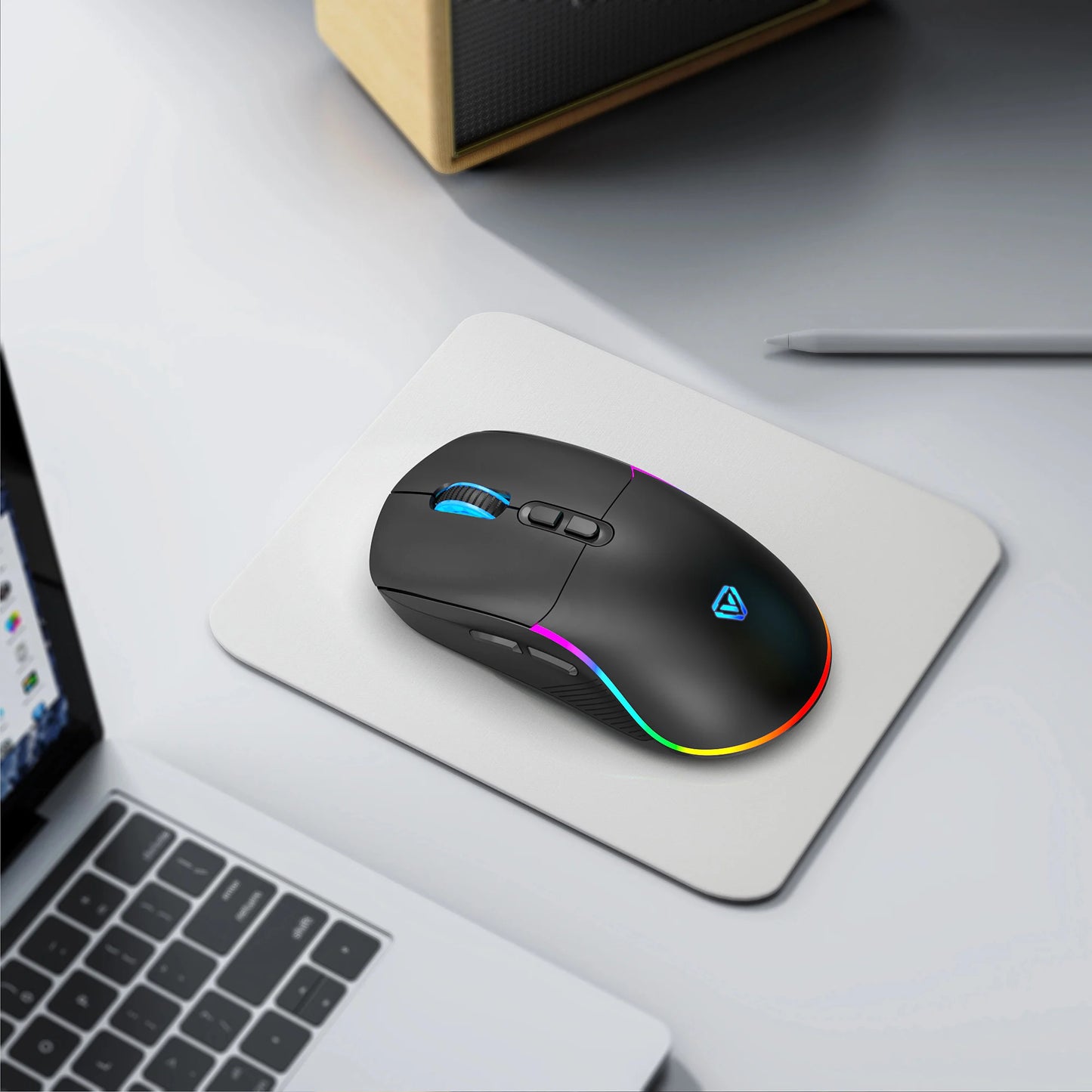 Mouse tri-mode 2.4G wireless/Bluetooth/cablato, DPI regolabile a 6 livelli, batteria da 500mAh, illuminazione RGB, macro per gaming e esports, mouse da ufficio