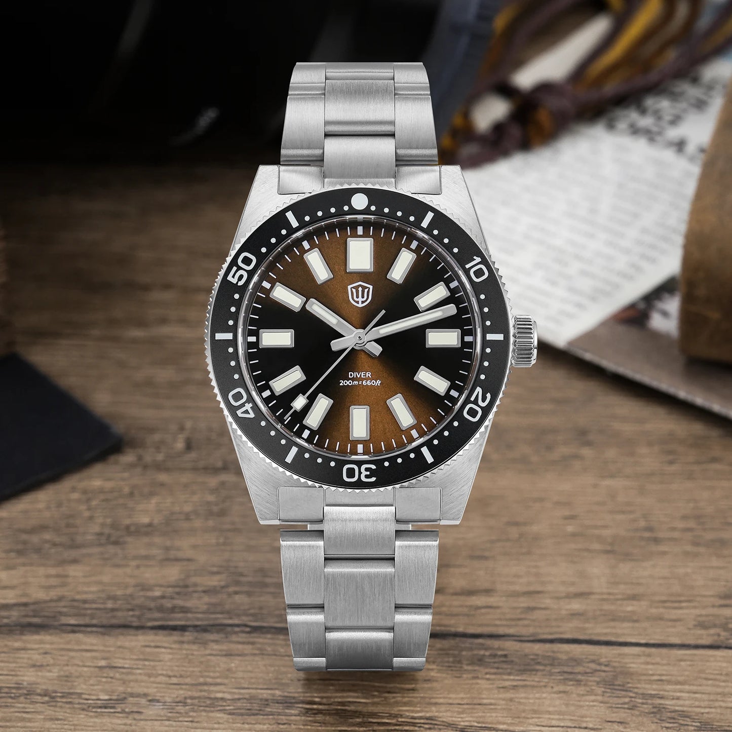 Watchdives Wd1965 V2 Fashion Quartz Wristwatches Vh31 Sapphire Man Watches Luxury Stainless Steel 200M Waterproof Diver Watch