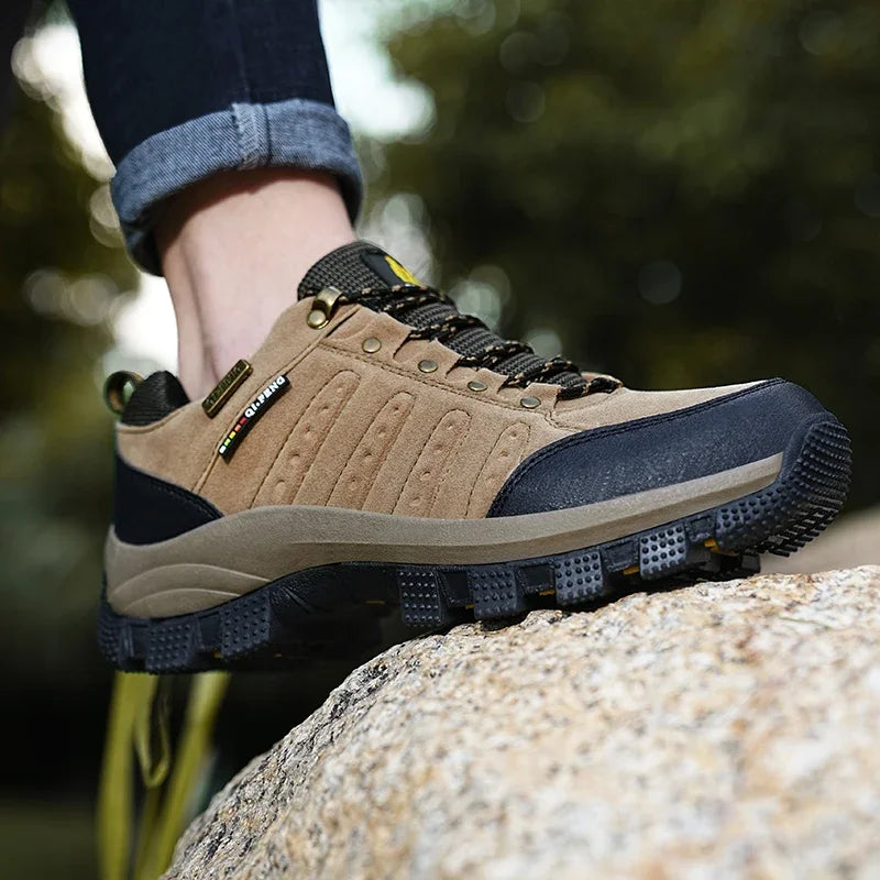 Classic Men Women Outdoor Hiking Shoes Boots Couples Mountain Climbing Boots High Quality Sports Trekking Footwear New Sneakers