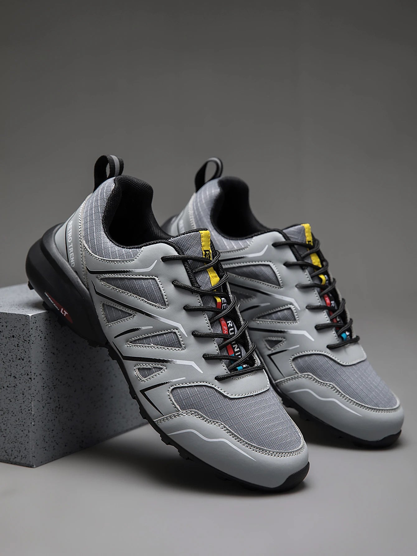 Men's Large Size Outdoor Hiking And Running Shoes Comfortable Casual Versatile Fashionable Sports Shoes for Couples Training