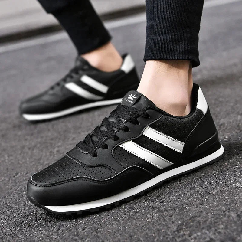 Autumn Sports Shoes Men's Flat Running White Durable Classic Casual Shoes Low Cut Trendy  Fashionable Hiking and Walking Shoes