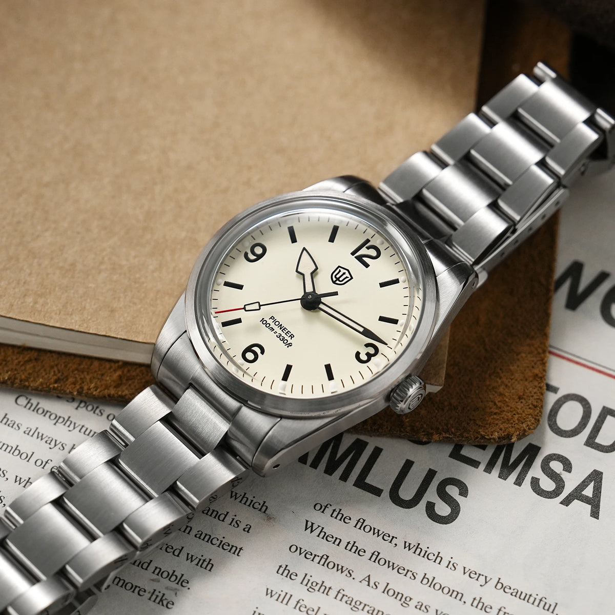 Montre à quartz pour homme Watchdives WD1960S V2, style vintage, cadran crème, 36 mm, mouvement VH31 à trotteuse fluide, verre saphir bombé, étanche 10 ATM, aiguilles luminescentes, boîtier en acier inoxydable