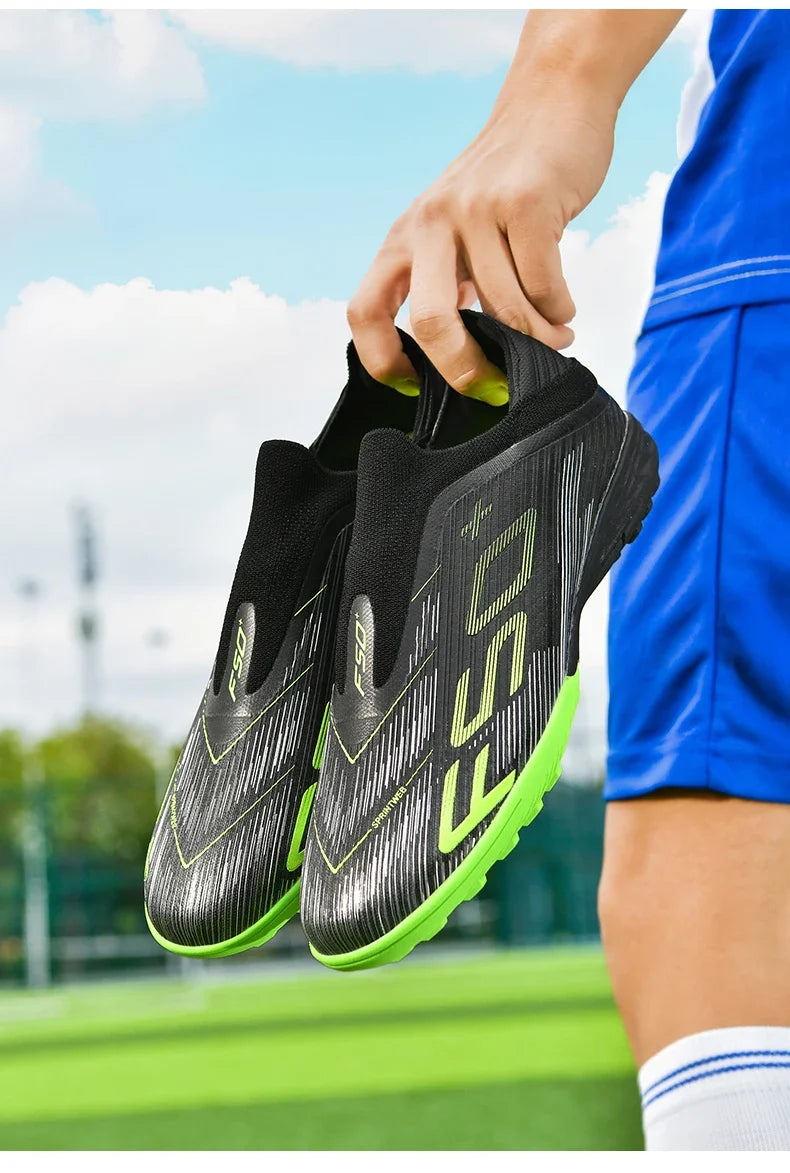Nouvelles chaussures de football pour hommes, chaussures de futsal d'intérieur antidérapantes, crampons de match de haute qualité, chaussures de football, baskets, chaussures montantes pour terrain gazonné et extérieur
