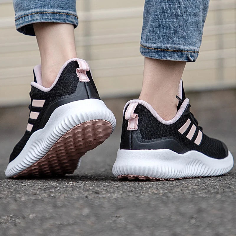 Chaussures de sport pour femmes Adidas, modèle original, légères, respirantes, idéales pour l’entraînement physique, avec amorti, pour la course à pied, modèle Id0352-4.