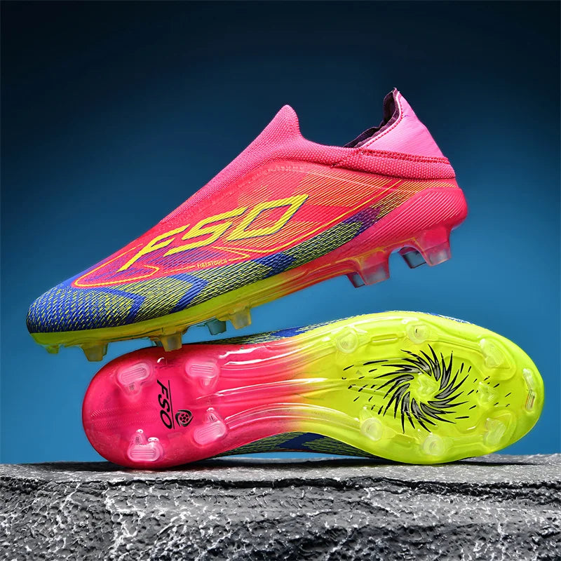 Nouvelles chaussures de football pour hommes, crampons de haute qualité, bottes de football pour terrain en herbe, idéales pour les matchs en extérieur, baskets légères mi-hautes, très vendues, antidérapantes, pour l'e