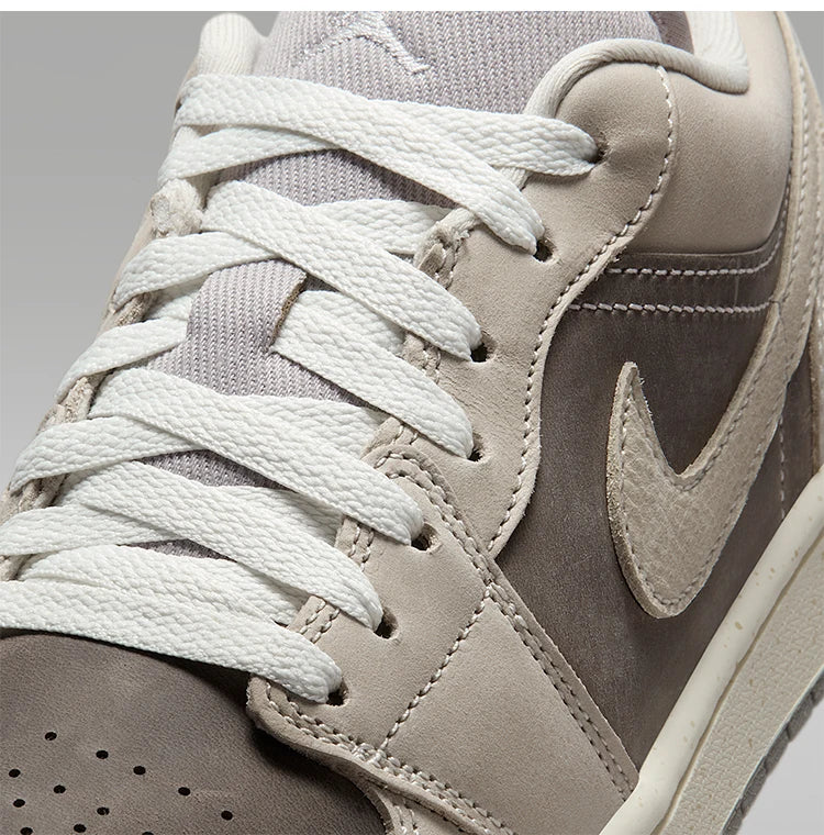 Originalūs Nike JORDAN vyriški žemi suvarstomi nusidėvėjimui atsparūs, smūgius sugeriantys krepšinio bateliai IB7011-001