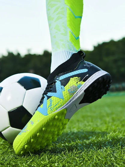 Nauji vyriški futbolo bateliai su dygliais, profesionalūs futbolo bateliai salei, greitai futbolo aikštei skirti batai, originalūs treniruočių sportbačiai berniukams