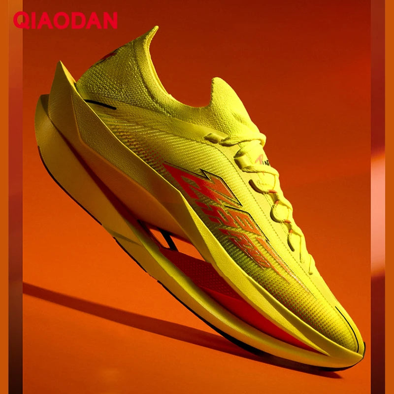 QIAODAN Feiying Plaid 3 Chaussures de course pour homme à semelle en carbone, baskets de marathon, chaussures de sport à amorti rebondissant QDB023262290