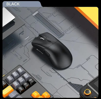 ATTACK SHARK R1 59g ultralätt mus med PAW3311, 18000DPI, 400IPS, 40G, 1000Hz, Tri-Mode, Broadcom BK3633 Master, 20 miljoner klick