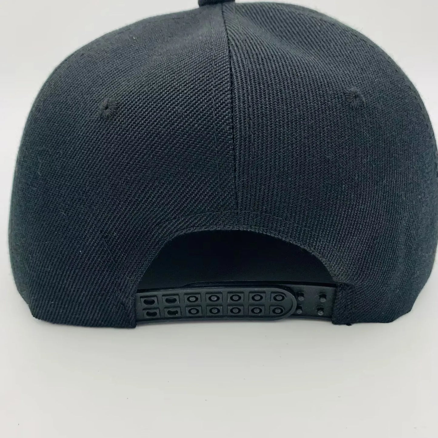 "New Punk Hip-Hop Rivet Cap, Street Style Baseball Cap with Studs for Men & Women, Stage Performance Hat"