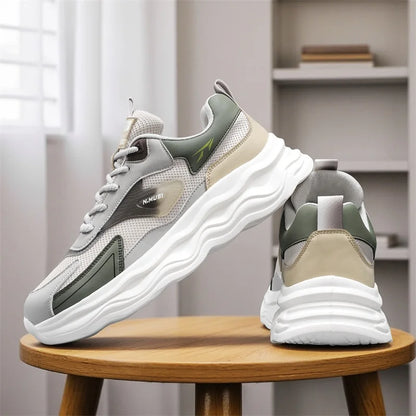High Quality Casual Leather Shoes for Men 2026 New Autumn Lightweight Outdoor Shoes Fashion Thick Bottom Anti-Skid Walking Shoes