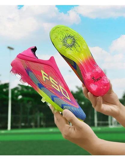 Nouvelles chaussures de football pour hommes, crampons de gazon très vendus, chaussures de football respirantes, chaussures de match de haute qualité, baskets antidérapantes pour garçons, légères pour l'extérieur