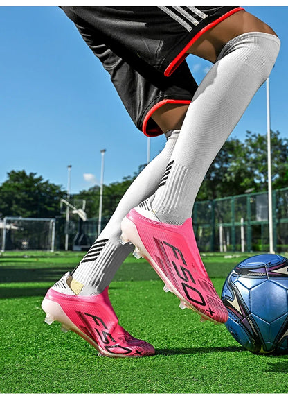 Nouvelles chaussures de football pour hommes, crampons, baskets légères de haute qualité, pour l'entraînement sur gazon, bottes de football très vendues, antidérapantes, mi-hautes, pour l'extérieur.