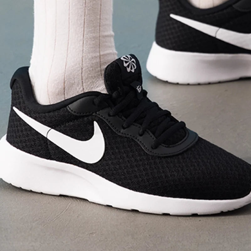 Genuine Nike Official New Summer Women's Breathable Tanjun Sports Running Shoes DV7786-001