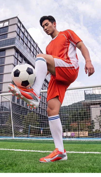 Nouvelles chaussures de football pour hommes, baskets de futsal, crampons, chaussures de football, pour terrain en herbe, montantes, pour l'extérieur, antidérapantes, pour l'intérieur, haute qualité, meilleures ventes