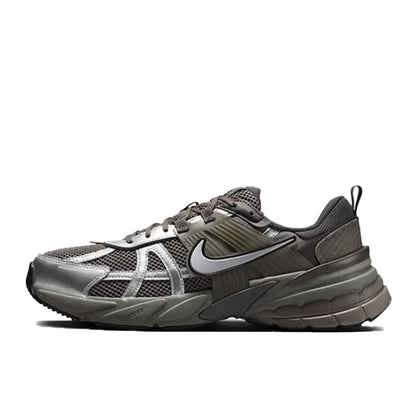 Nike V2K Run Retro Running Shoes Comfortable cushioning and durable construction Unisex everyday casual style FD0736-003