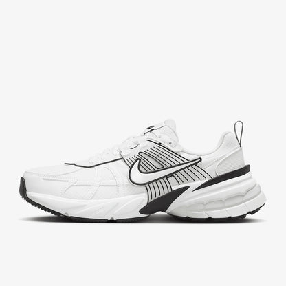 Nike Original V2K RUN Damen – robuste, leichte Retro-Low-Top-Dad-Schuhe HF5342-100
