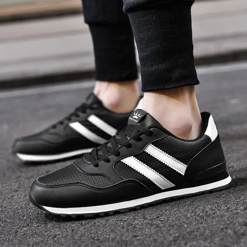 Autumn Sports Shoes Men's Flat Running White Durable Classic Casual Shoes Low Cut Trendy  Fashionable Hiking and Walking Shoes