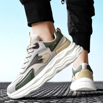 High Quality Casual Leather Shoes for Men 2026 New Autumn Lightweight Outdoor Shoes Fashion Thick Bottom Anti-Skid Walking Shoes