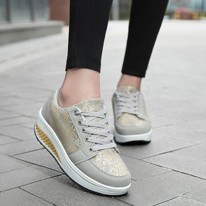 Damen-Leder-Sneaker, lässig, modisch und bequem – Plateau-Walking-Schuhe, Keilabsatz-Mokassins, atmungsaktive Loafer, Damenschuhe