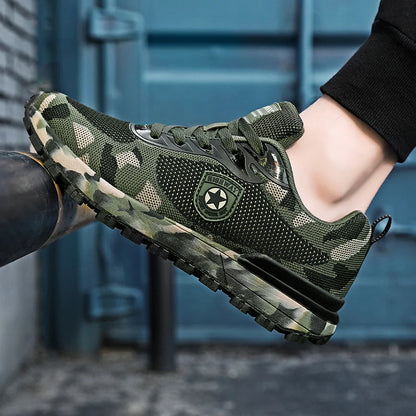 Men's camouflage breathable sports shoes are comfortable and non slip soft soled shoes suitable for men's outdoor activities