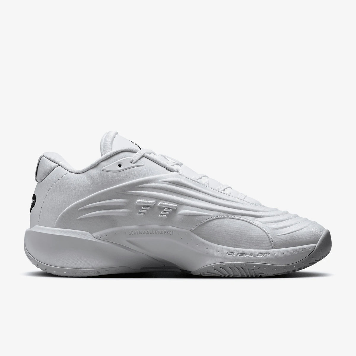 Nike Authentic JORDAN férfi párnázott, alacsony szárú sportos kosárlabdacipő FQ7455-106