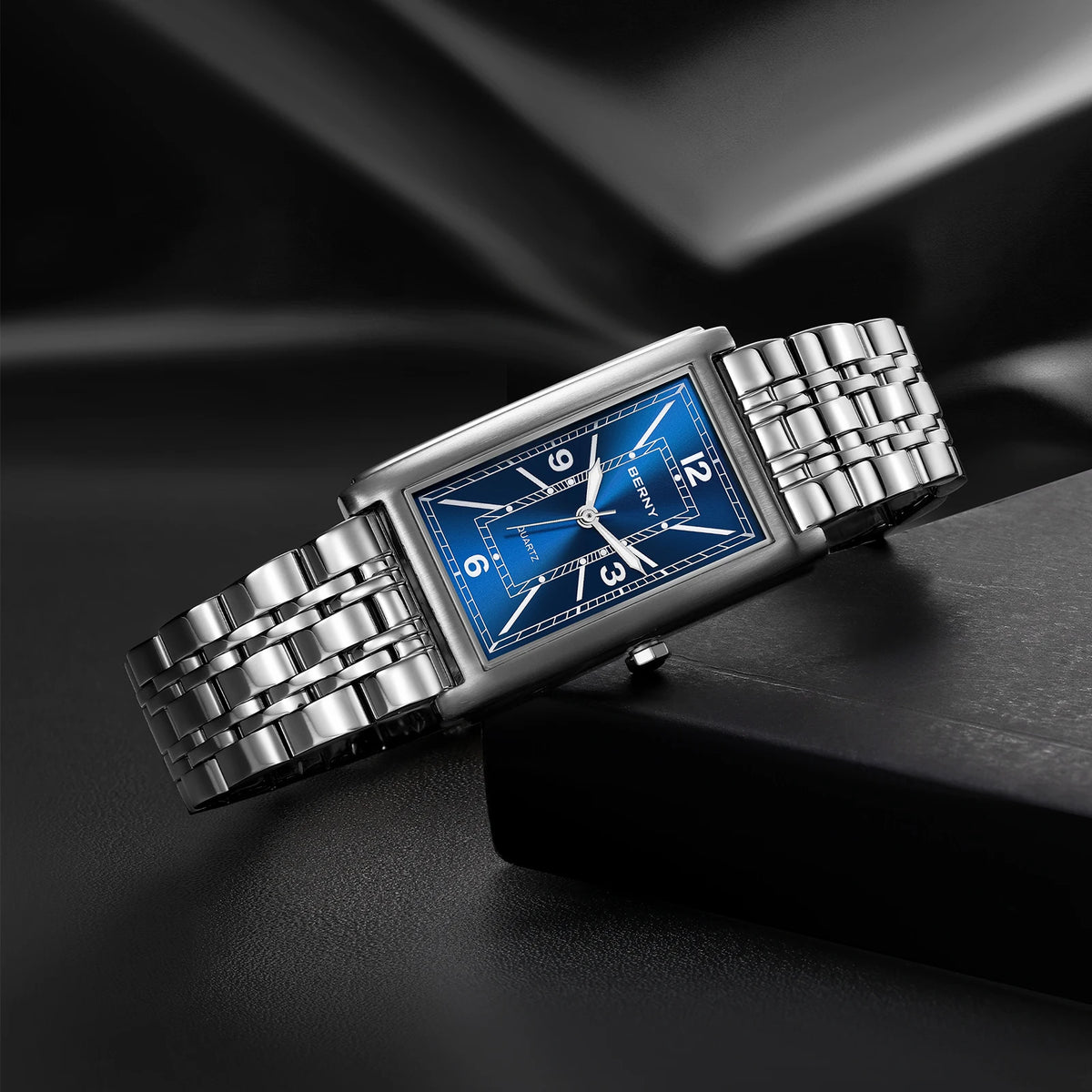 BERNY square men’s watch – Quartz movement, Roman numeral dial, luminescent display, 316L stainless steel case – An elegant and casual rectangular watch